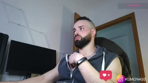 Snapshot of kumonass chatting on February 18, 6:39 pm kumonass online show from February 18, 6:39 pm