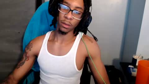 kwonder78 online show from August 4, 4:07 am