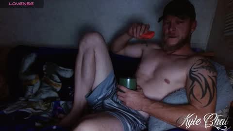 Kyle chat online show from October 26, 7:32 am