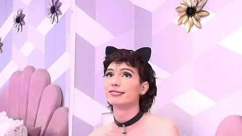 Kylie jl online show from September 29, 4:00 am