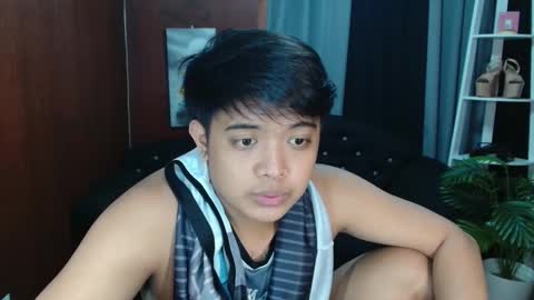 kyll_collins online show from November 7, 8:17 am