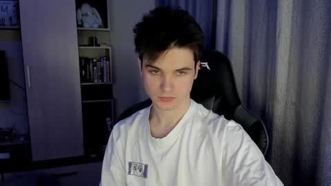 Kyroro online show from January 12, 8:57 pm