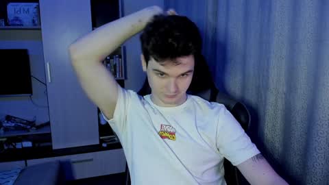 Kyroro online show from January 6, 8:07 pm