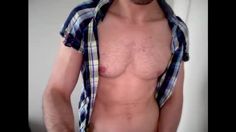 Snapshot of l3xxius chatting on October 25, 2:19 pm Alex online show from October 25, 2:19 pm