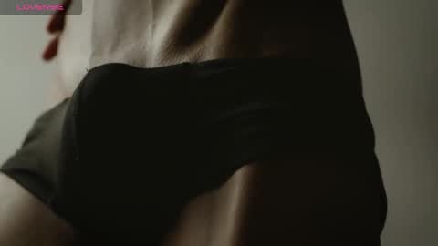 labrinthteasing online show from December 1, 1:58 pm