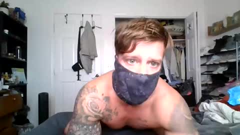 lacrioxcum18 online show from February 8, 7:51 pm