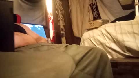 laidbackguy6 online show from September 9, 11:21 am