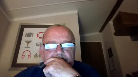 Snapshot of lamabama chatting on September 15, 9:49 pm lamabama online show from September 15, 9:49 pm