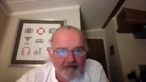 Snapshot of lamabama chatting on October 19, 10:02 pm lamabama online show from October 19, 10:02 pm