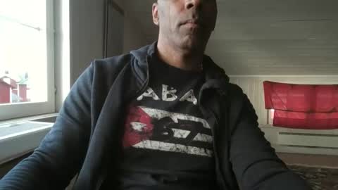 Snapshot of lamanta72 chatting on October 2, 6:50 am lamanta72 online show from October 2, 6:50 am