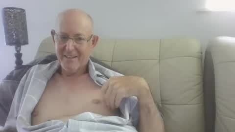 largerthan-   say hi on entry online show from March 11, 5:03 am