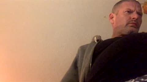 larrythelover23 online show from March 18, 7:00 am