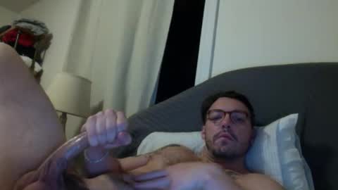 latenightlen online show from December 2, 3:20 am