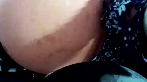 latexchris77 online show from March 13, 4:36 pm