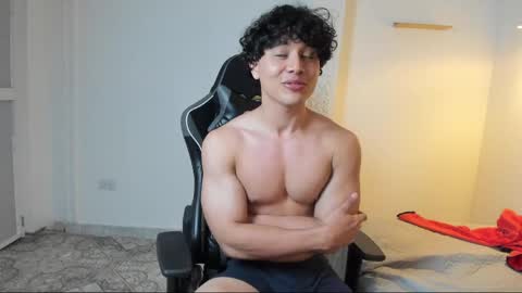 latin_beastx online show from May 15, 11:35 pm