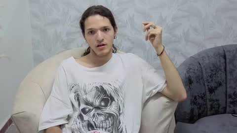 Angel online show from November 28, 11:17 pm