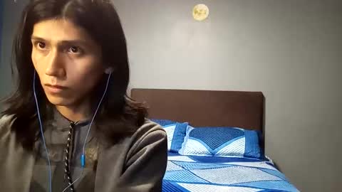 Snapshot of latin_shado chatting on October 11, 9:35 am Shado online show from October 11, 9:35 am