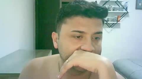 latingaycouple01 online show from March 31, 6:09 pm