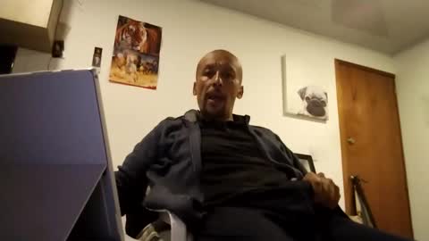 latinhardfucker1980 online show from January 26, 7:21 am