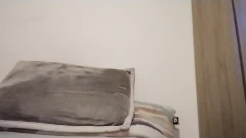 latinhardfucker1980 online show from January 4, 9:43 am