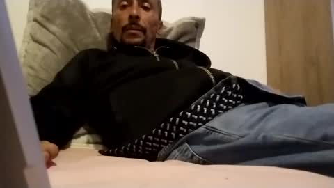 latinhardfuker1980 online show from February 16, 4:31 am