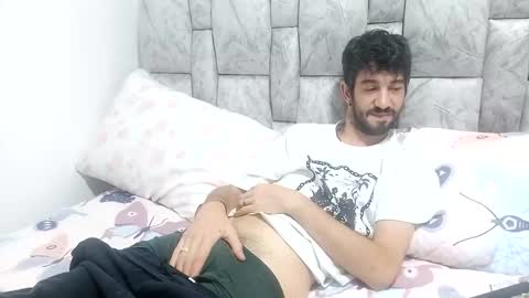 latinlustandfrenchkiss online show from December 15, 4:04 pm