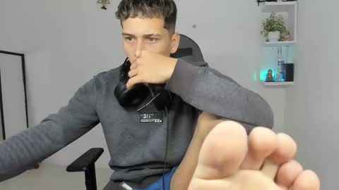 latinoalpha73 online show from February 11, 2:00 pm