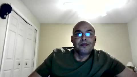 latinoinfla online show from December 3, 2:06 am