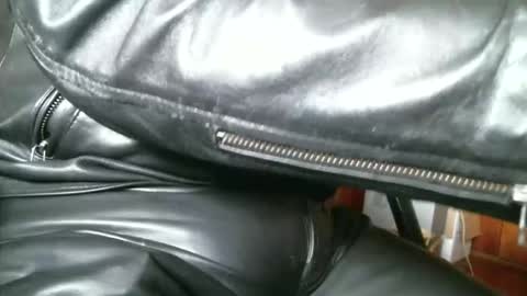 Snapshot of leathermotocross001 chatting on October 15, 1:08 pm Leathermotocross online show from October 15, 1:08 pm