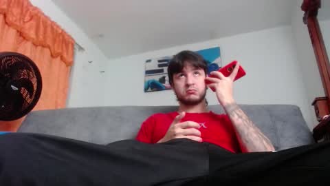 Snapshot of lebron_big_ chatting on October 30, 2:46 am Lebron online show from October 30, 2:46 am