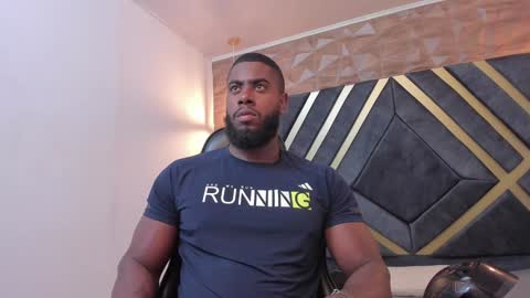 LEBRON MILLIONS online show from February 6, 11:15 pm