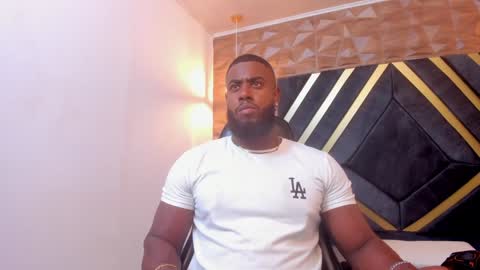 LEBRON MILLIONS online show from January 18, 11:33 pm