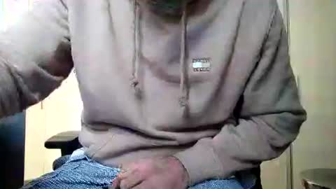 lebrun1985 online show from January 7, 2:44 pm