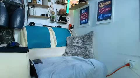 leenar_key online show from May 27, 10:29 pm
