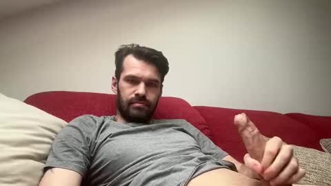 Snapshot of leexxx_69 chatting on January 6, 12:13 pm leexxx_69 online show from January 6, 12:13 pm
