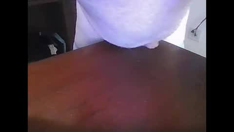 leglvr123 online show from February 12, 1:06 pm