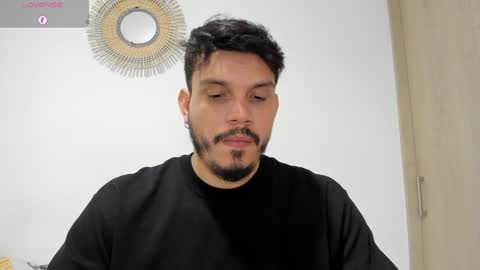 Snapshot of legolas_15 chatting on December 24, 9:06 am Alejandro online show from December 24, 9:06 am