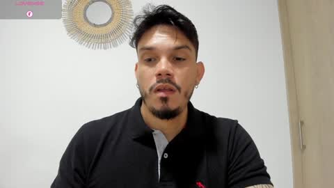 Snapshot of legolas_15 chatting on December 30, 9:48 am Alejandro online show from December 30, 9:48 am
