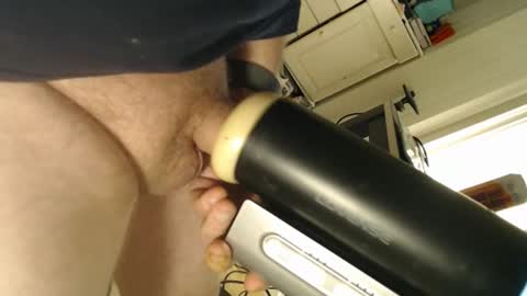 Snapshot of leif_norway chatting on October 21, 4:15 am Horny for pvt online show from October 21, 4:15 am