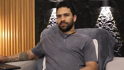 Leo  Diaz online show from January 31, 10:52 pm