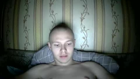 Snapshot of leo_timm chatting on September 9, 11:03 pm leo_timm online show from September 9, 11:03 pm