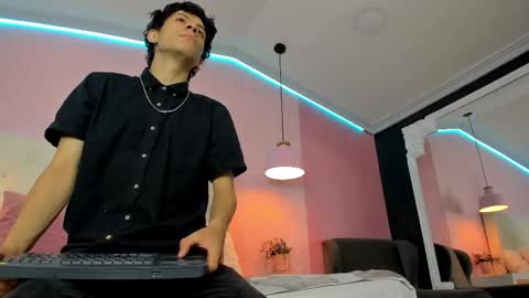 Leo online show from March 16, 3:02 am