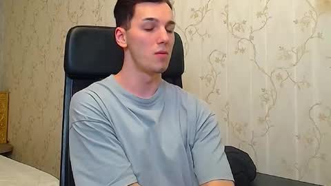 LeoIsaiah online show from March 2, 5:44 am