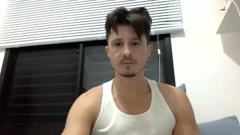 leomantovani online show from December 22, 7:27 am