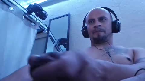 leonar0101 online show from December 5, 11:16 am