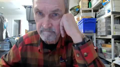 Leon online show from November 2, 9:41 pm