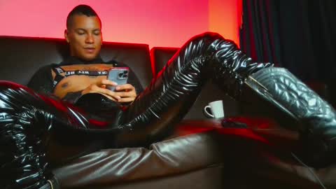 Lenardo jaramillo online show from February 22, 11:02 am