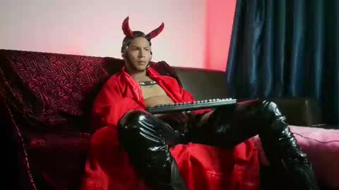 Lenardo jaramillo online show from March 7, 10:56 am