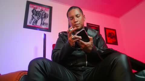 Lenardo jaramillo online show from October 4, 10:09 am