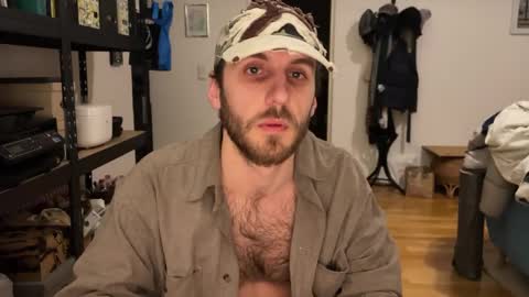 Leon online show from February 15, 11:38 pm